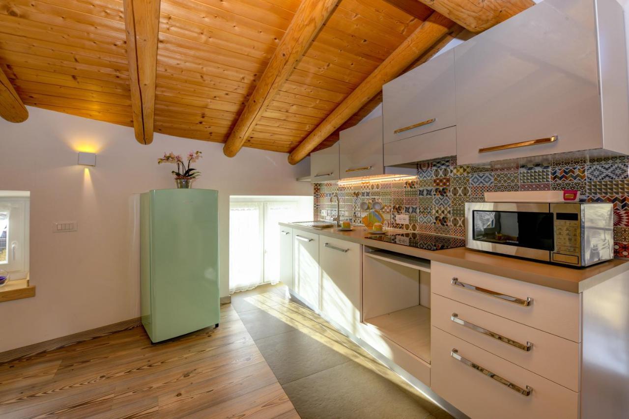Casa Nel Borgo - Il Gufo Appartement Tremosine Buitenkant foto