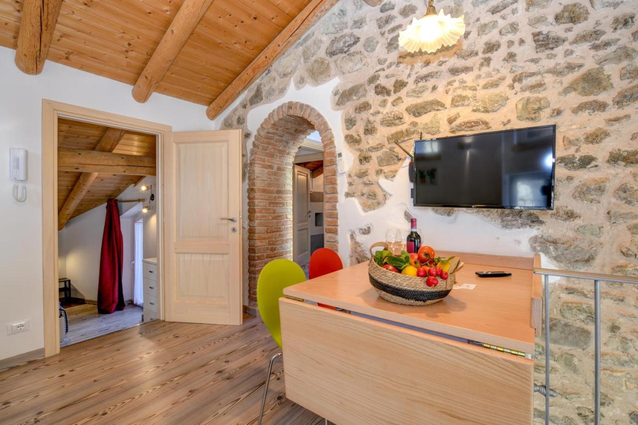 Casa Nel Borgo - Il Gufo Appartement Tremosine Buitenkant foto
