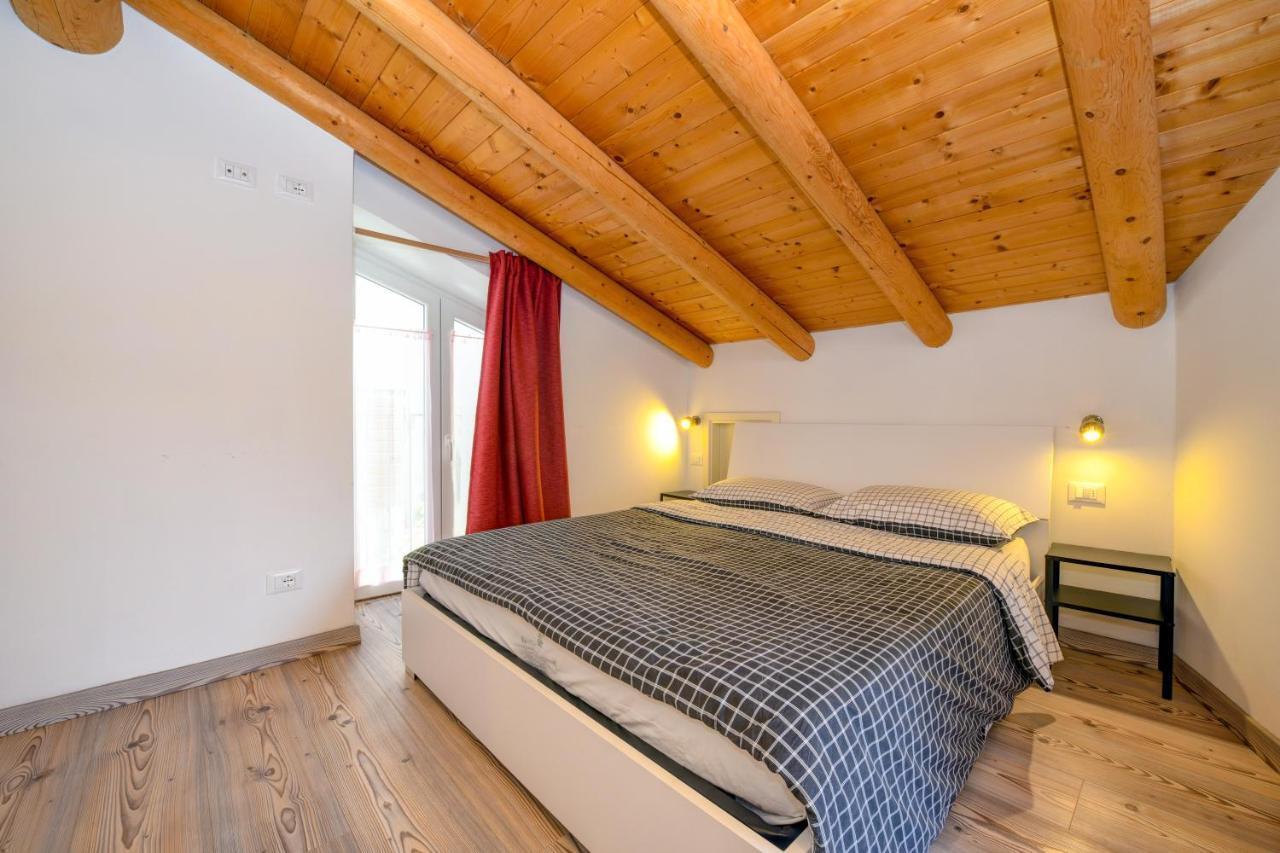 Casa Nel Borgo - Il Gufo Appartement Tremosine Buitenkant foto