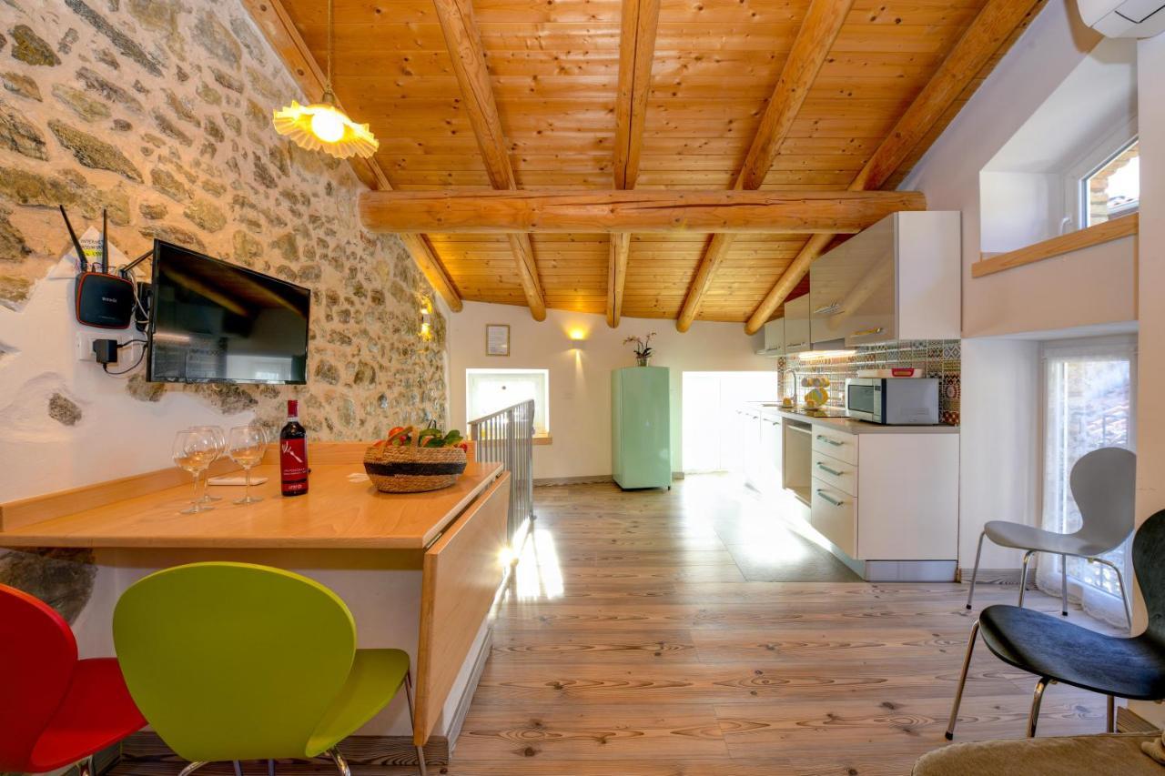 Casa Nel Borgo - Il Gufo Appartement Tremosine Buitenkant foto