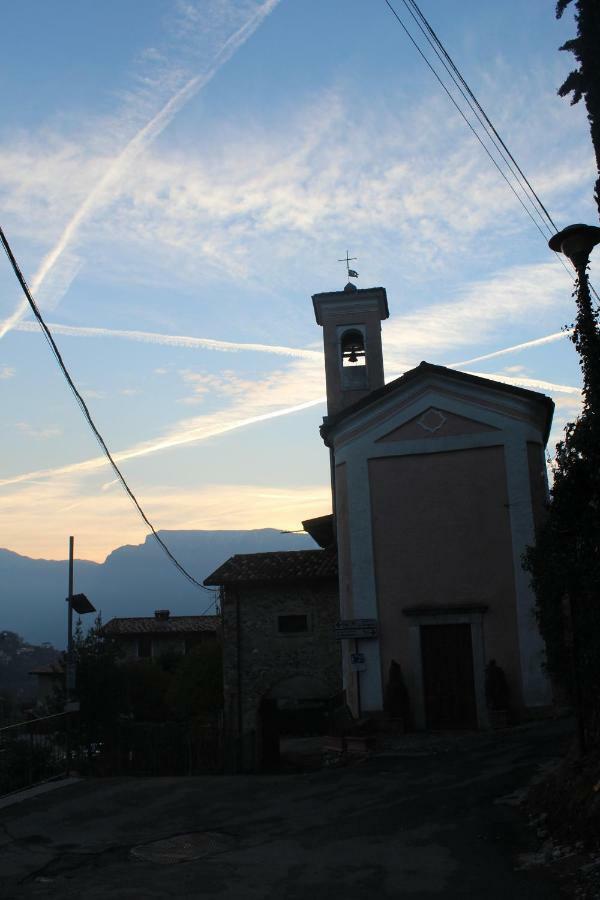 Casa Nel Borgo - Il Gufo Appartement Tremosine Buitenkant foto